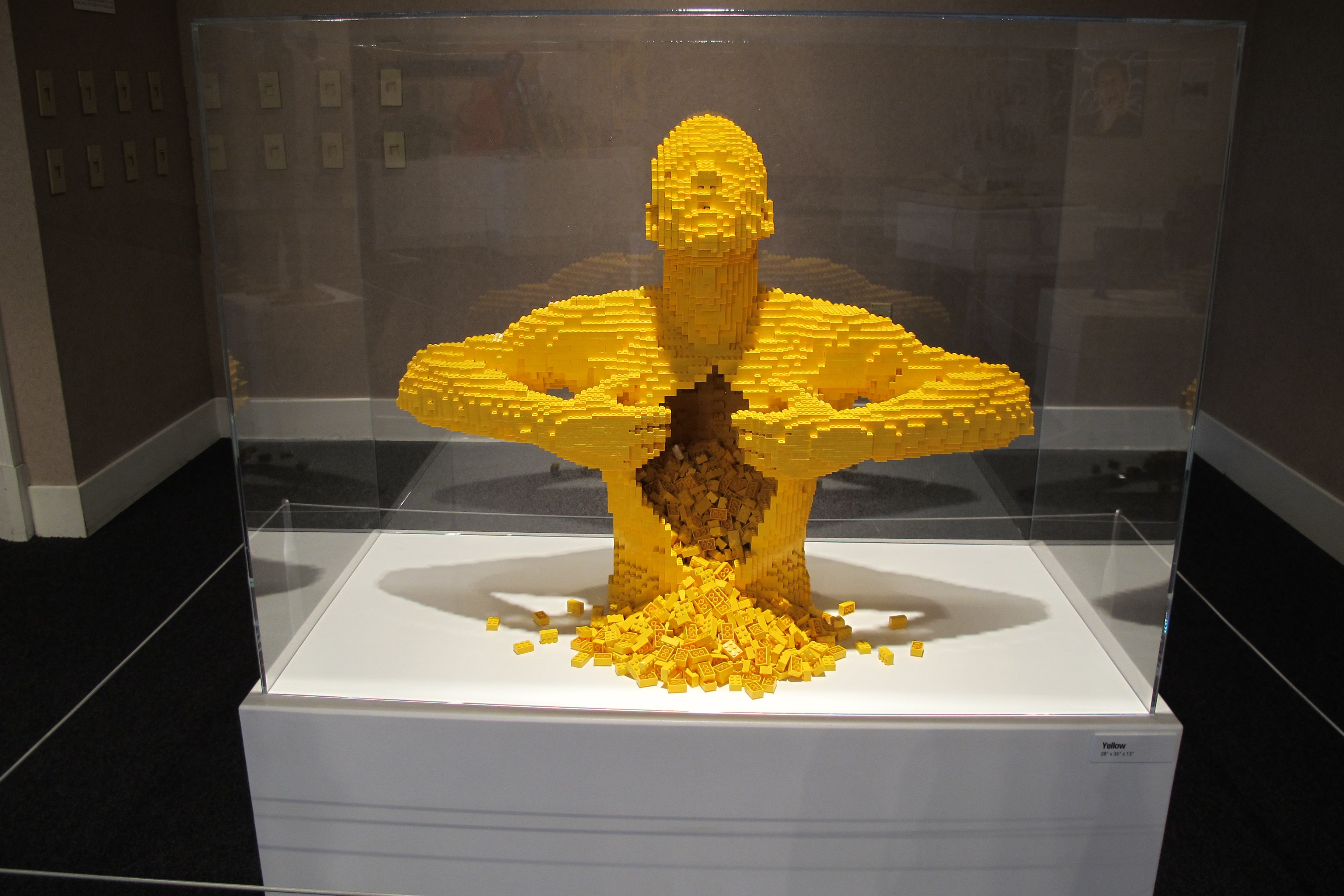 Lego art: sculptures by Nathan Sawaya