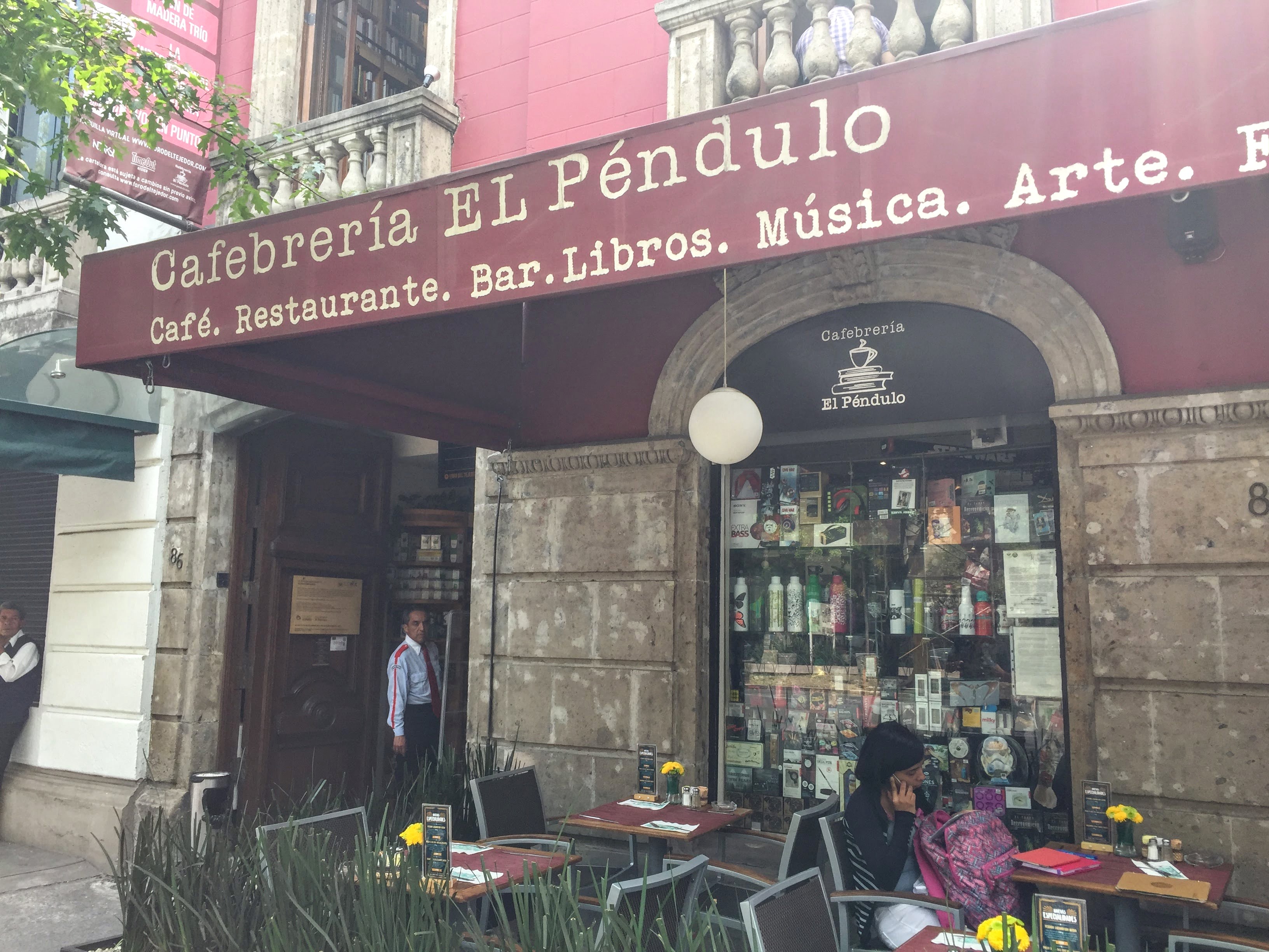 mexico city bookstores el pendulo